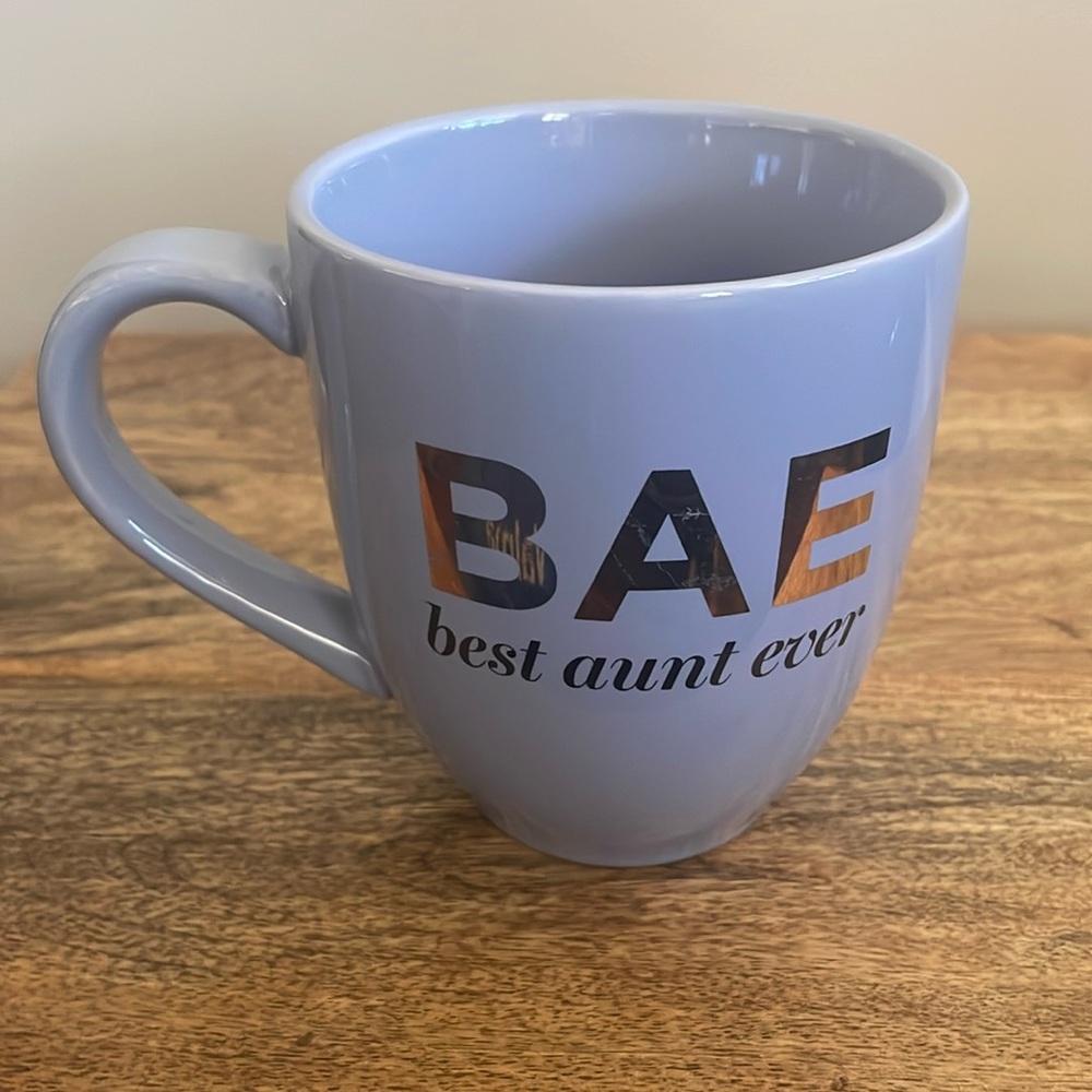 💜Indigo BAE “best aunt ever” Mug